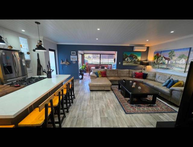 3 BEDROOM HOUSE FOR SALE IN REEBOK